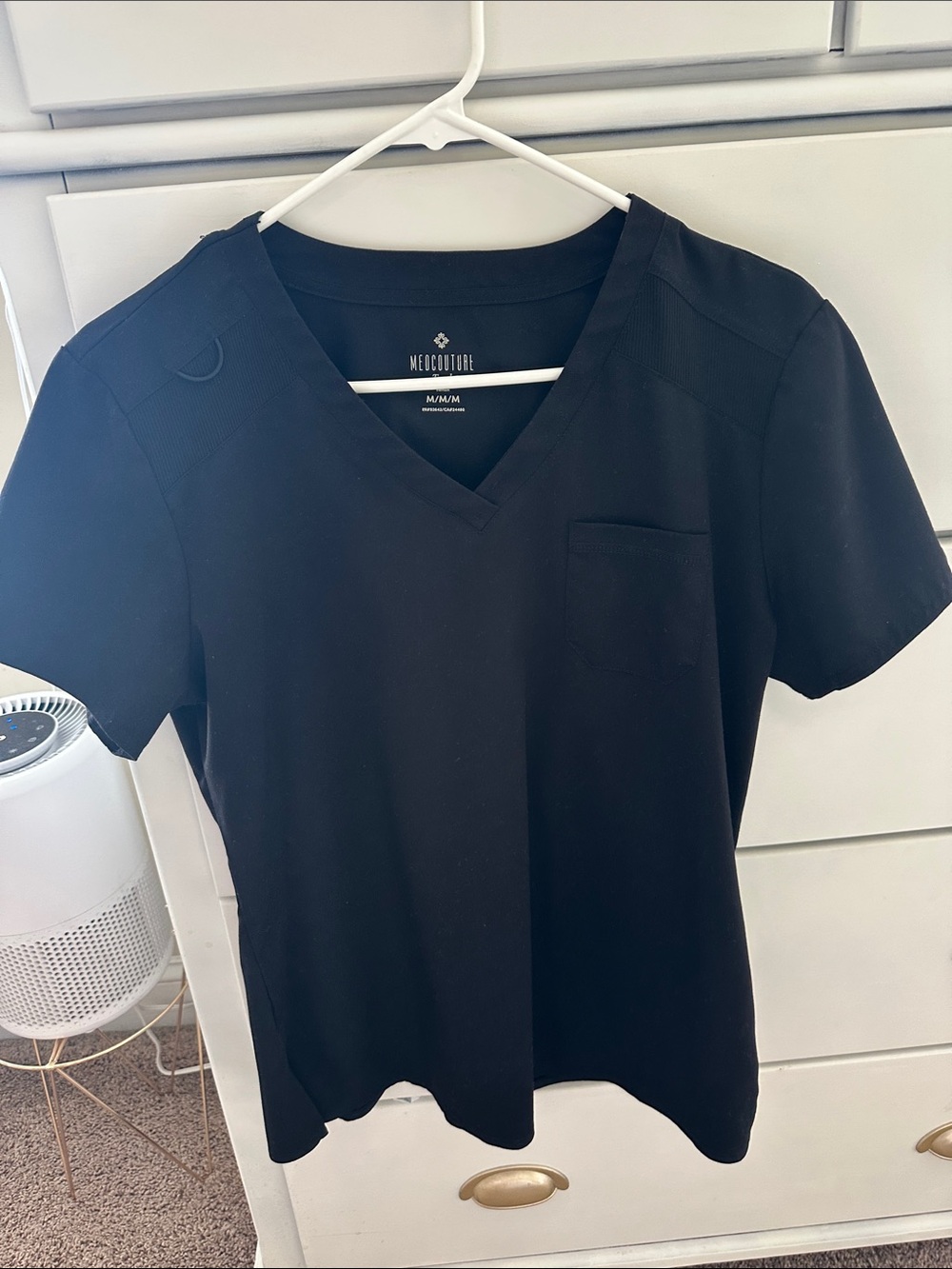 Med Couture Black V-Neck Short Sleeve Scrub Top